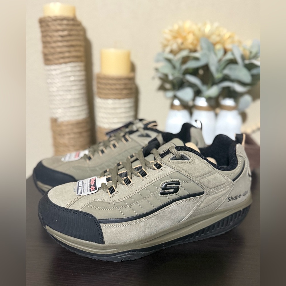 NEW Sketchers Shape-ups 52000 XT Size 13 Wide Men’s Pebble Color